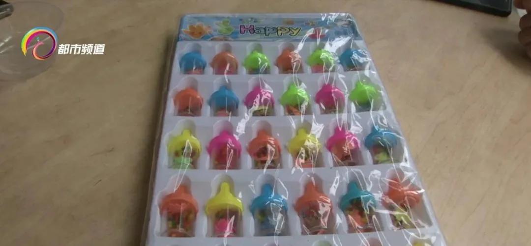 一岁半宝宝误吞一颗泡泡糖,小朋友吃下一颗水晶宝宝会怎么样