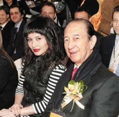 2004年上映的陈冲电影,吴彦祖和陈冲