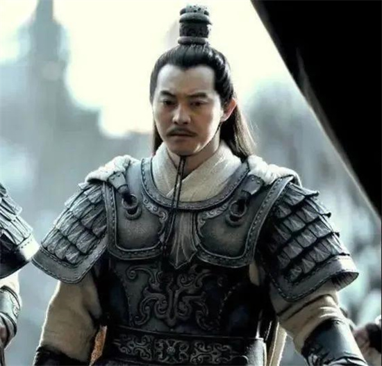 周瑜和孙策为什么都是英年早逝,江东的小霸王孙策英年早逝