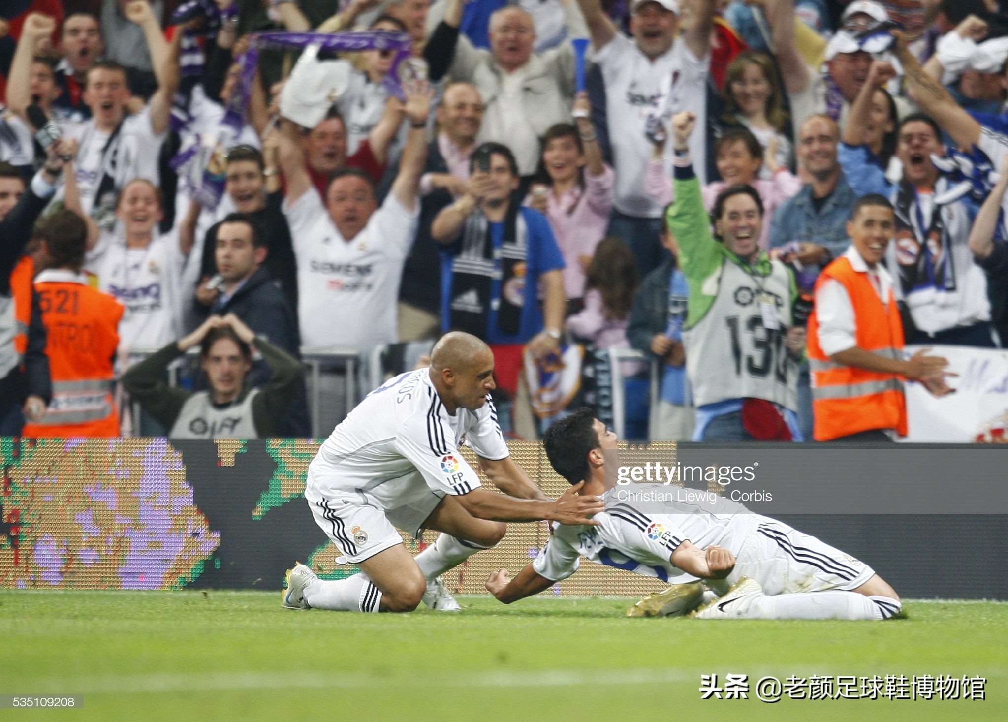 悲伤笼罩,悲伤笼罩巴黎