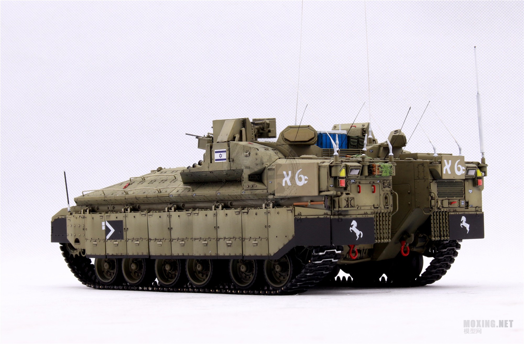 MENG,SS-018-1/35以色列“雌虎”重型装甲运输车-简介与开盒