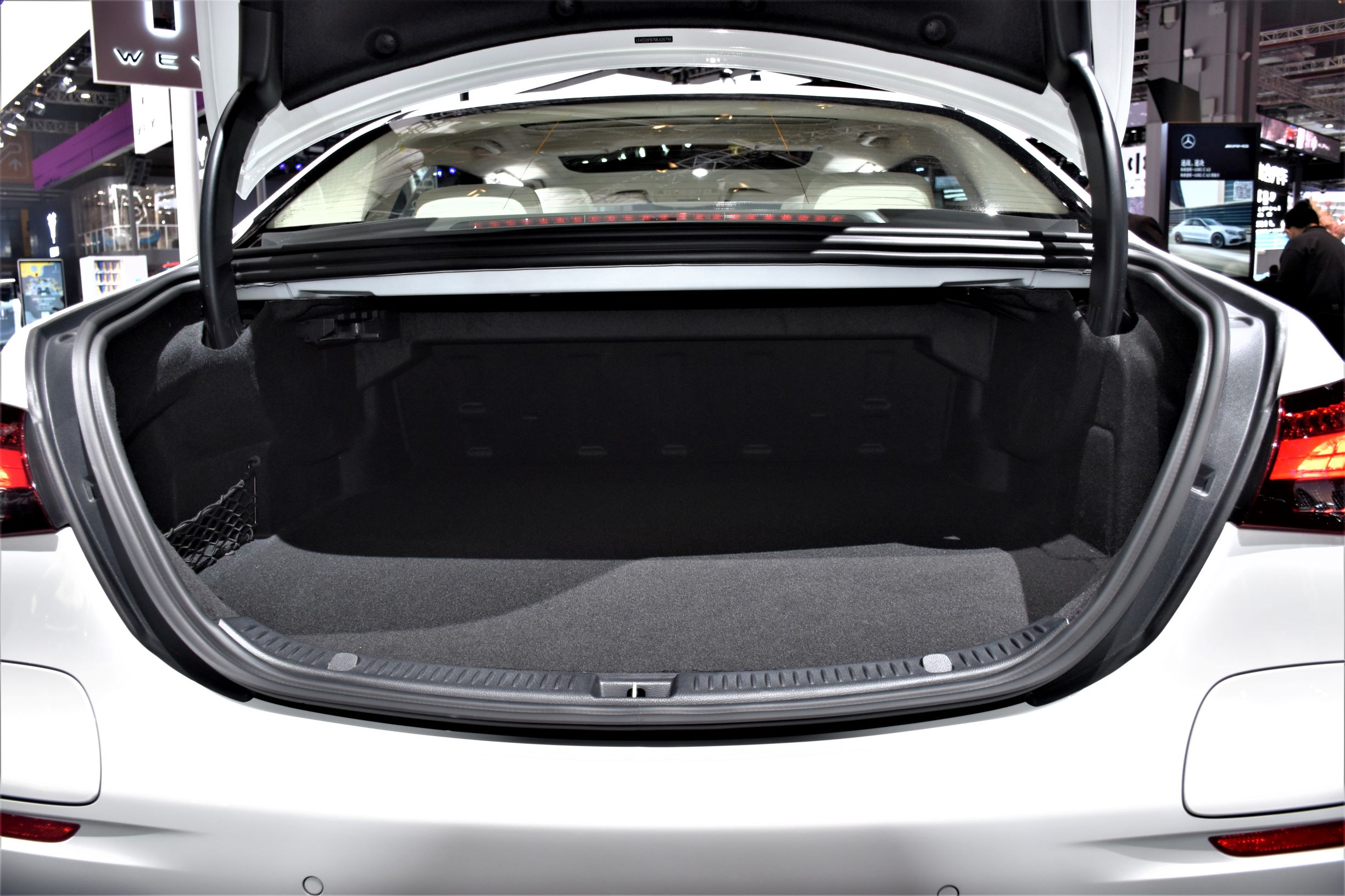 静态体验奔驰e,静态感受奔驰e300l2022款