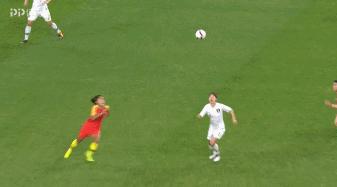 中国女足绝杀韩国队夺冠事件,中国女足2-8不敌荷兰王霜眼里含泪