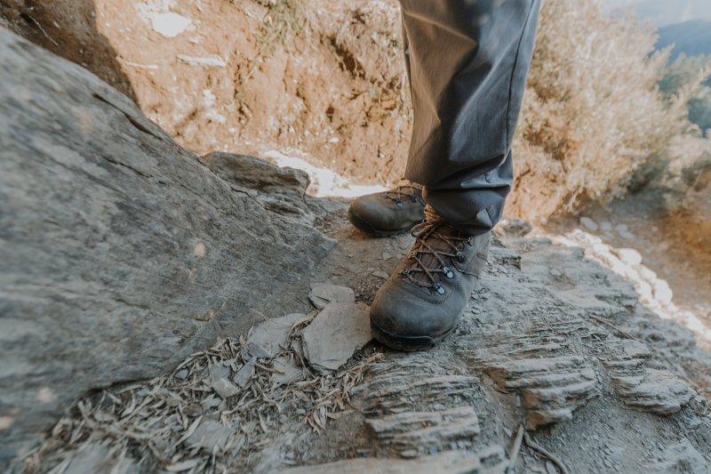 户外爱好者不容错过的冲锋衣,户外探险冲锋衣