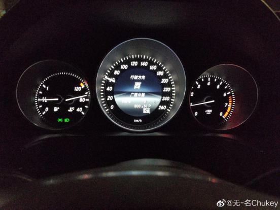 沉浸式体验2018款奔驰e320,2015款奔驰e320详细介绍