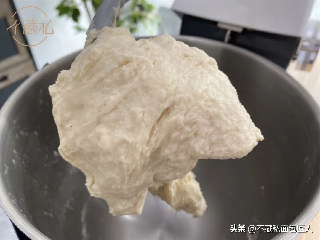 厨师机可以揉含水量低的面团吗,厨师机加黄油揉面团越来越粘
