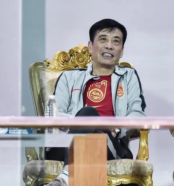 阿兰和洛国富为什么没有进国家队,阿兰洛国富还是中国籍吗