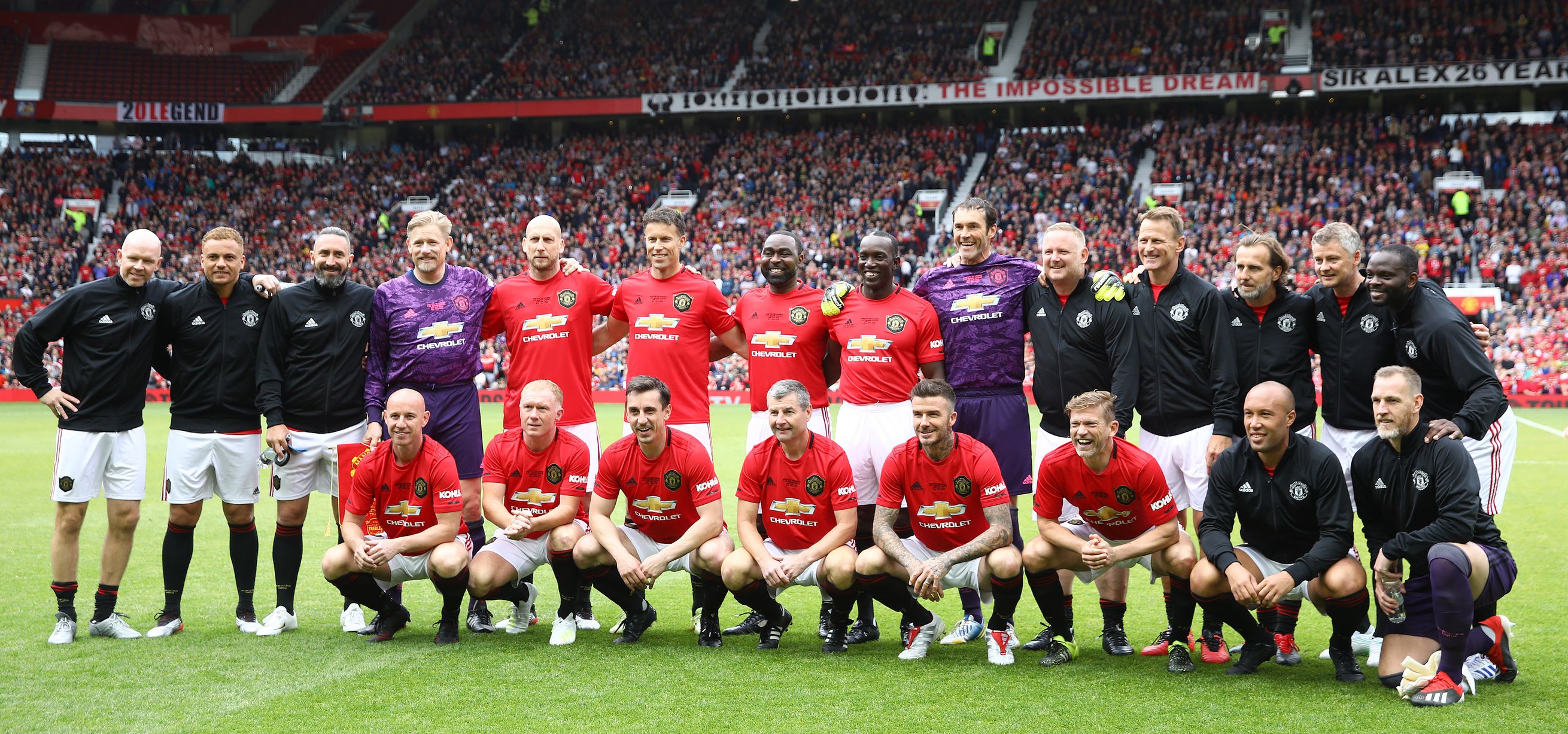 曼联老特拉福德球场震撼氛围,曼联7号经典传奇