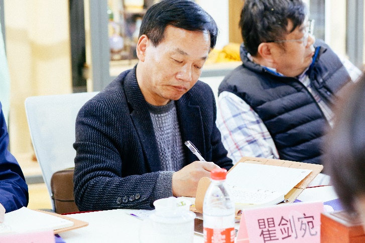 校外教育如何以美育人?这些专家老师齐聚徐汇青少年活动中心