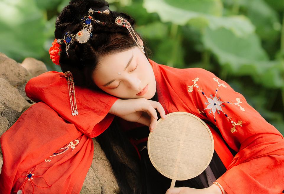 古代女性来月经用什么卫生巾好,古人没有卫生巾来月经了怎么办