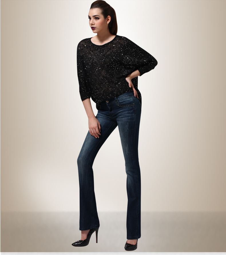 矮个子穿喇叭裤配什么上衣最好看,冬天穿喇叭裤配什么外套好看