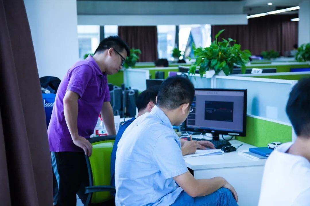 定健生物现向全国启动招商加盟加入我们，一起守护全民健康