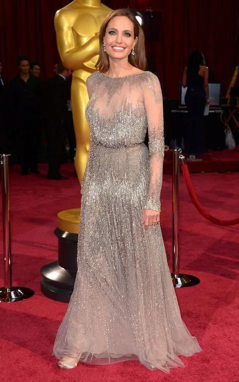 黎巴嫩爆炸发生后,巩俐章子怡的挚爱无声落泪……