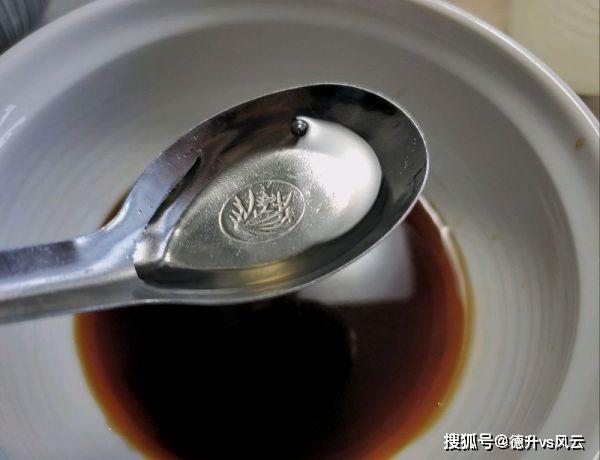 切洋葱不辣眼睛的方法搞笑,切洋葱怎么样消除辣眼睛