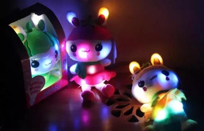 水晶泥、水宝宝,家长可千万别再给宝宝买这种危险的玩具了