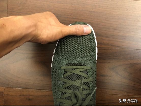 鞋舒不舒服只有脚知道下一句,鞋舒不舒服只有脚知道