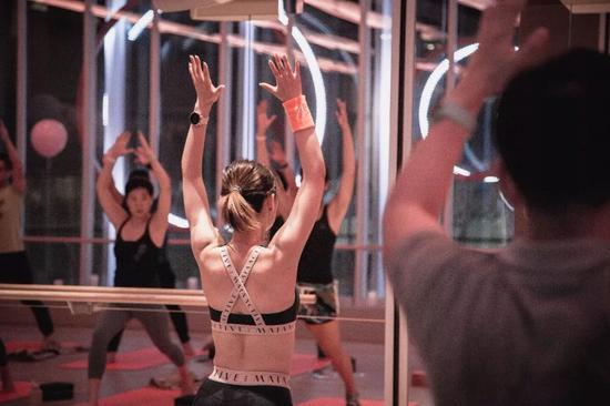 雷神和锤哥减肥,这个夏天和教练一起减脂塑形