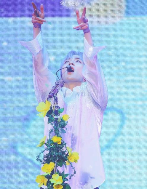 金珉锡solo拍摄花絮,金珉锡solo数据