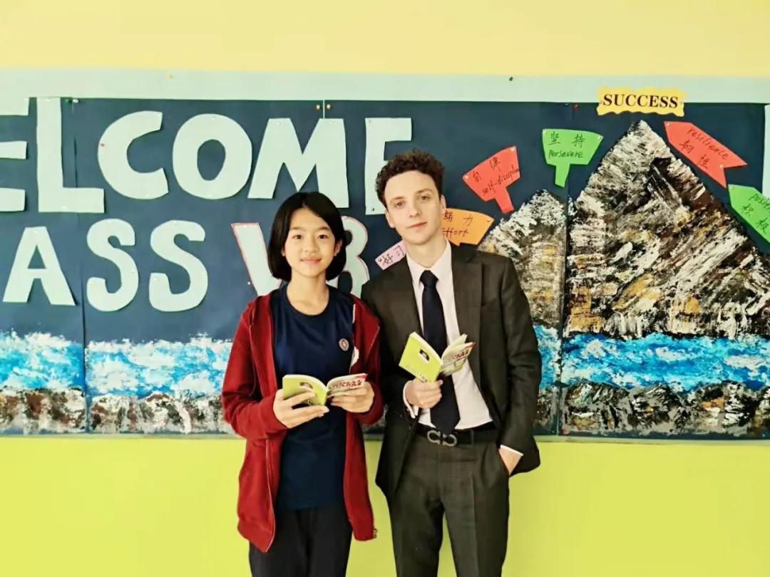 我的教育故事师德师风演讲比赛,我和学生共成长师德师风演讲视频