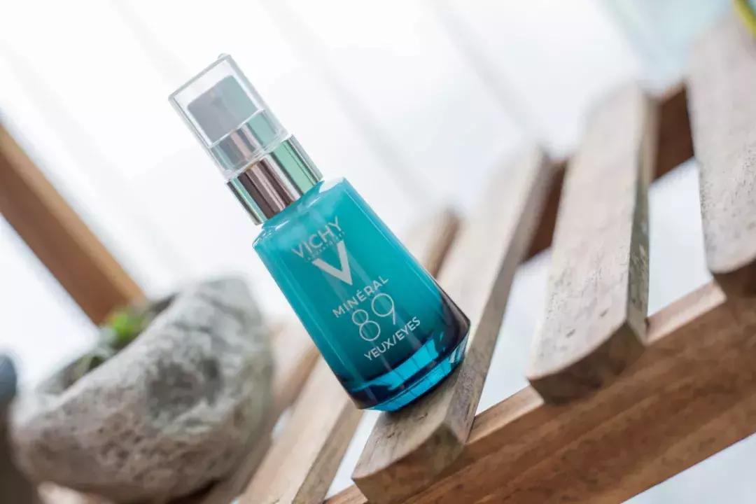 香江令人忘不掉的风花、雪月和美人们