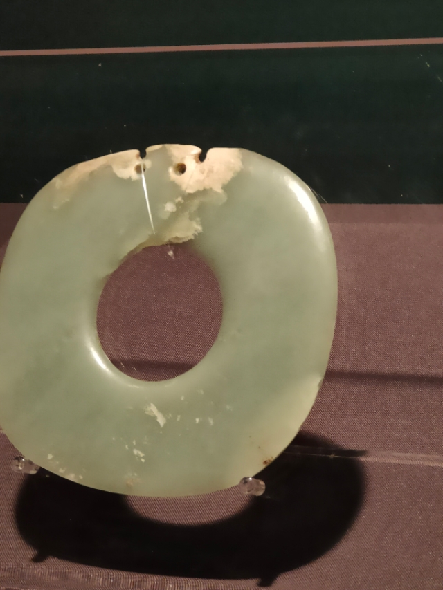 岫岩玉的种类及图片,岫岩玉哪个颜色的玉好一些