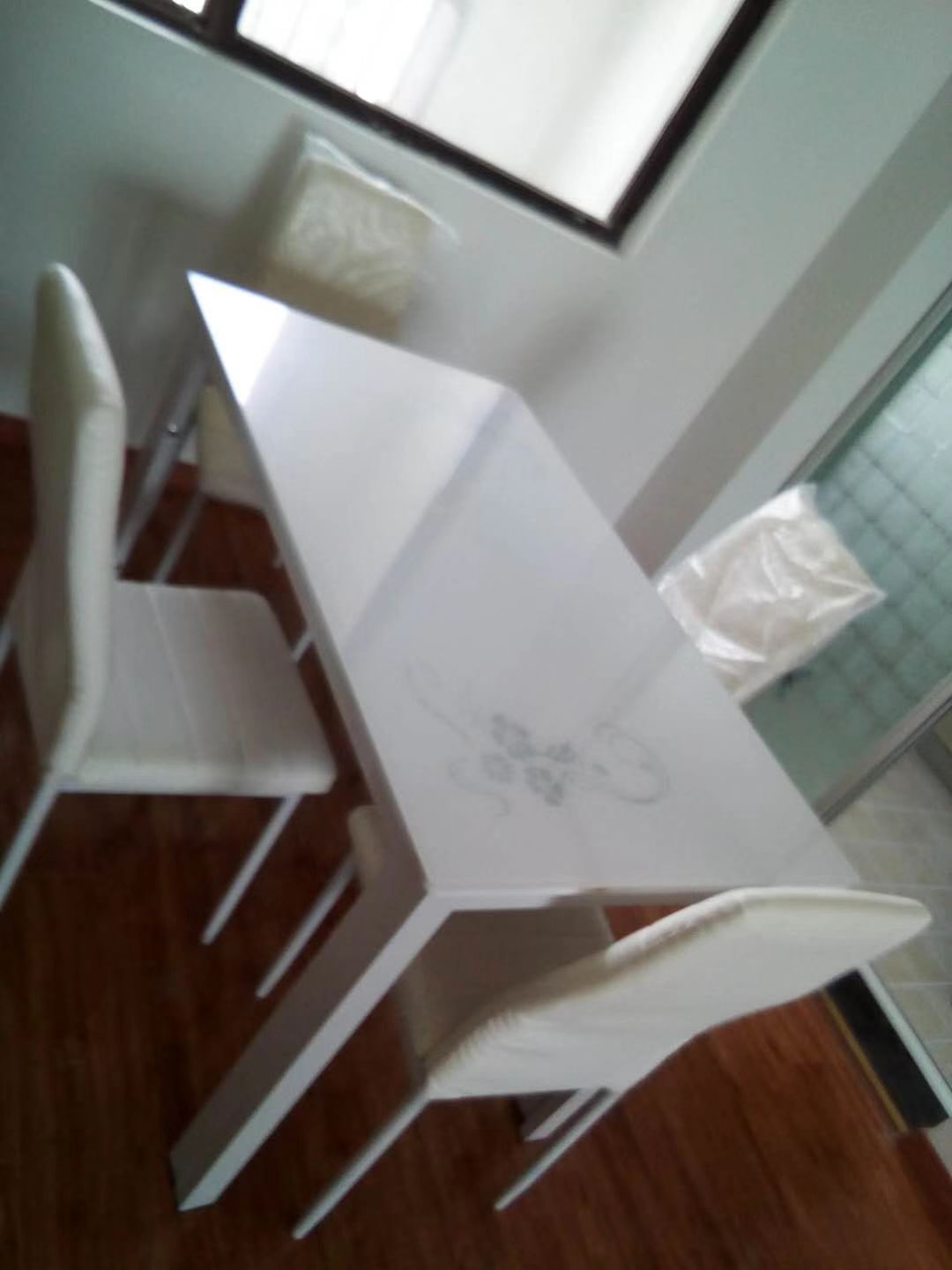 精装修房子出租家电家具怎么配,简装的房子怎么配家私家电