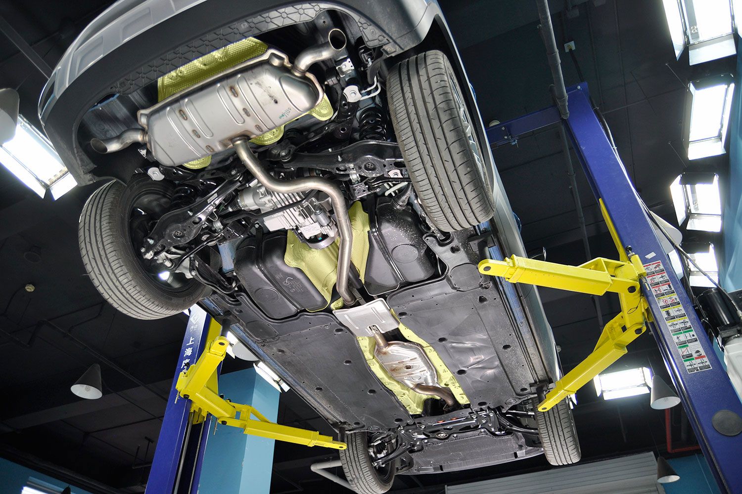 探岳380四驱底盘视频讲解,大众id4底盘质感和探岳比较