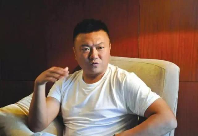 四川足球老队员魏群现在做什么,四川足球名将魏群