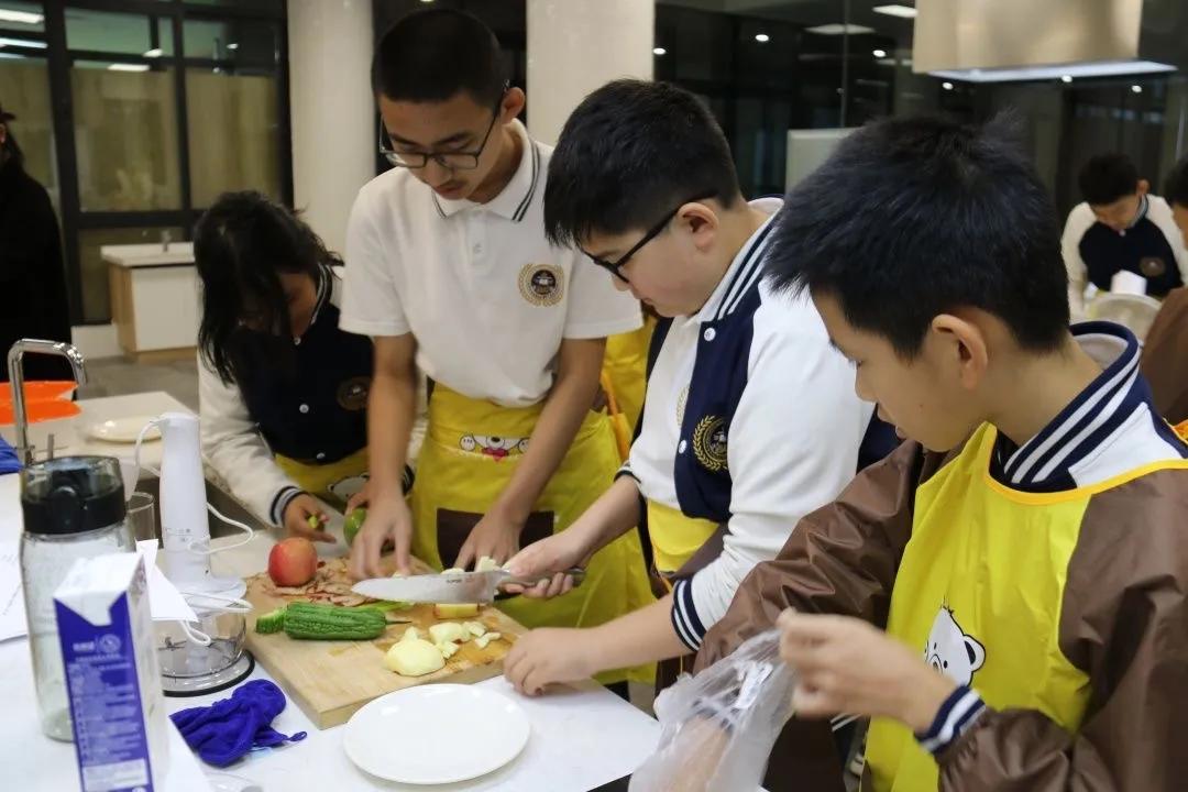 成都有哪些学校不上网课,成都校风差的学校