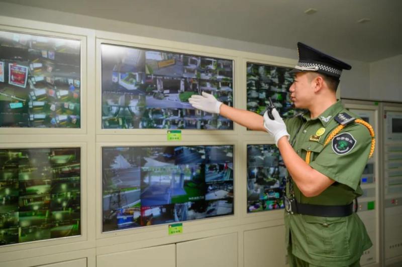 探访业主家法式叠拼别墅,南宁彰泰城房子怎么样