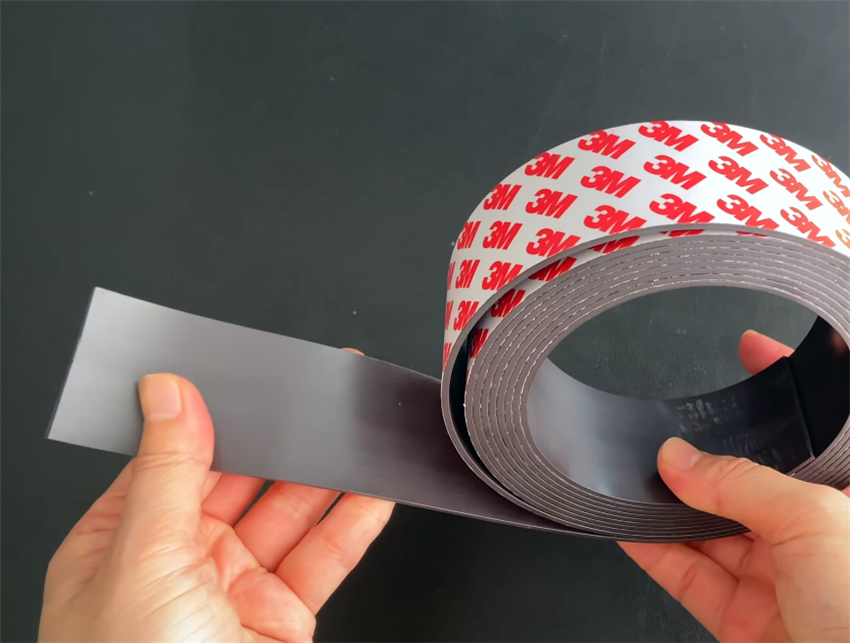 居家隔离门上贴磁条有用么,居家观察为啥要贴磁条