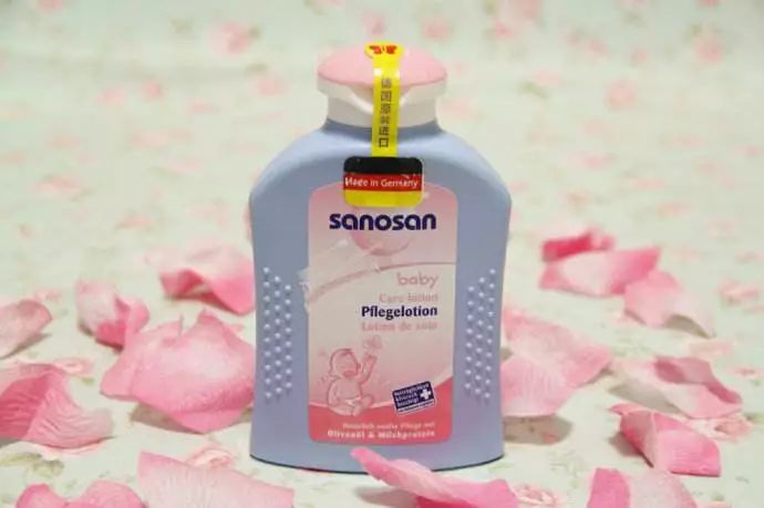 百检网:护肤品添加激素,婴儿润肤霜应该怎么选?