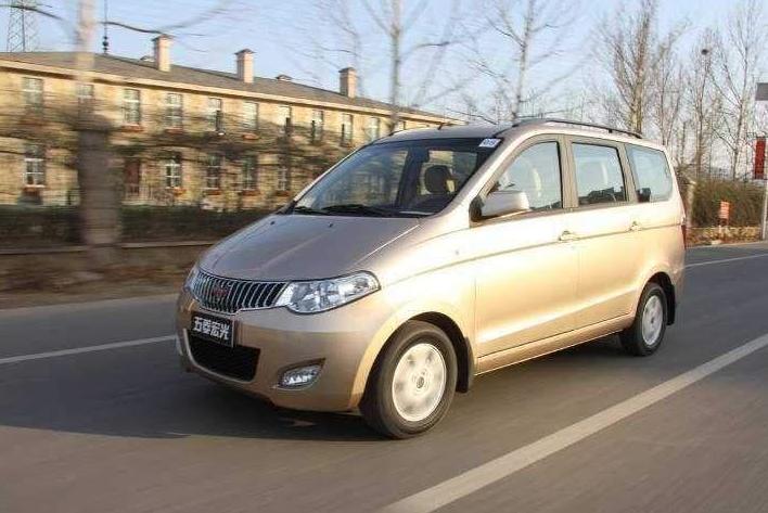 为什么面包车没有小轿车好开,为什么没有黑色的面包车