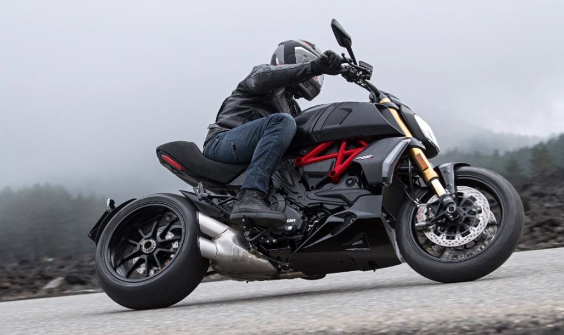 杜卡迪大魔鬼xdiavel版是自动挡吗,杜卡迪全新巡航版大魔鬼xdiavel