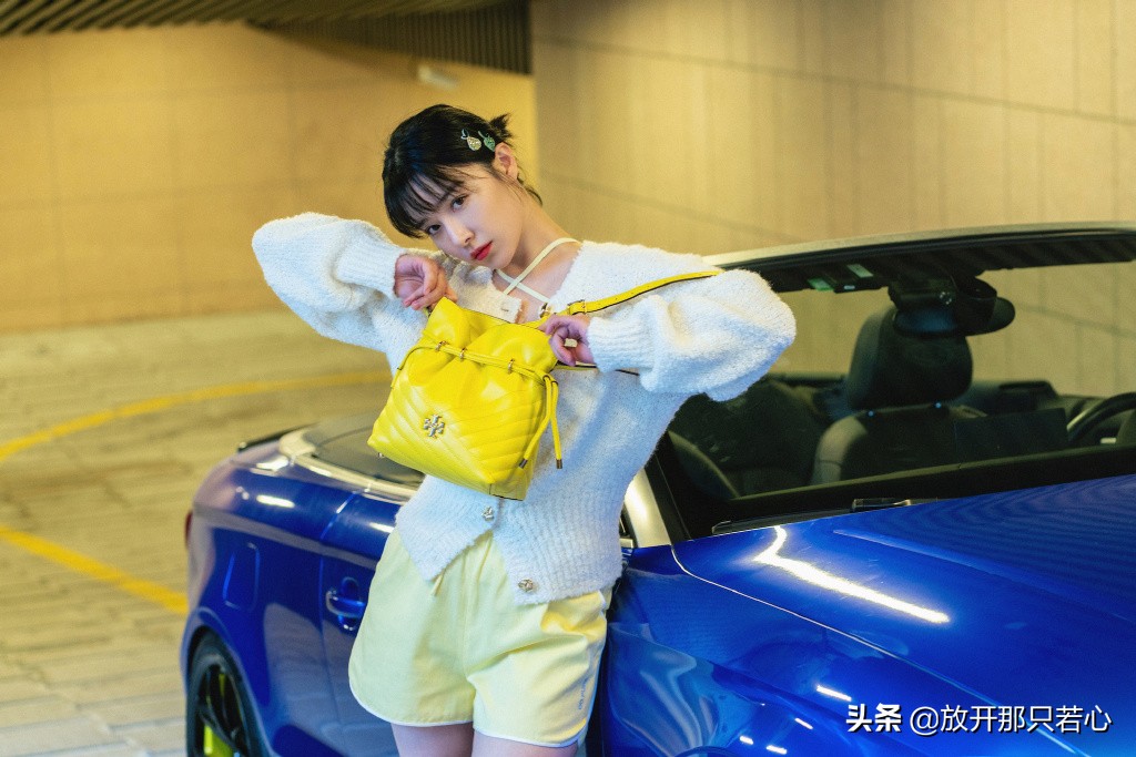 阚清子休闲裤穿搭,阙清子背带裤穿搭