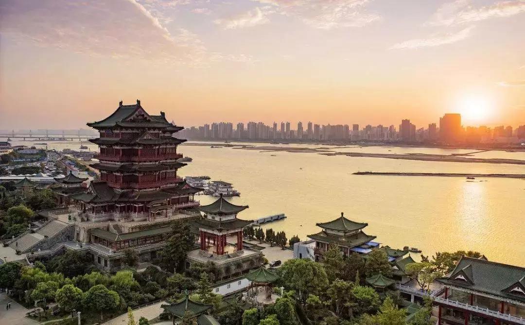 古代文人的抄袭叫抄袭吗,历史上抄袭诗的诗人是谁