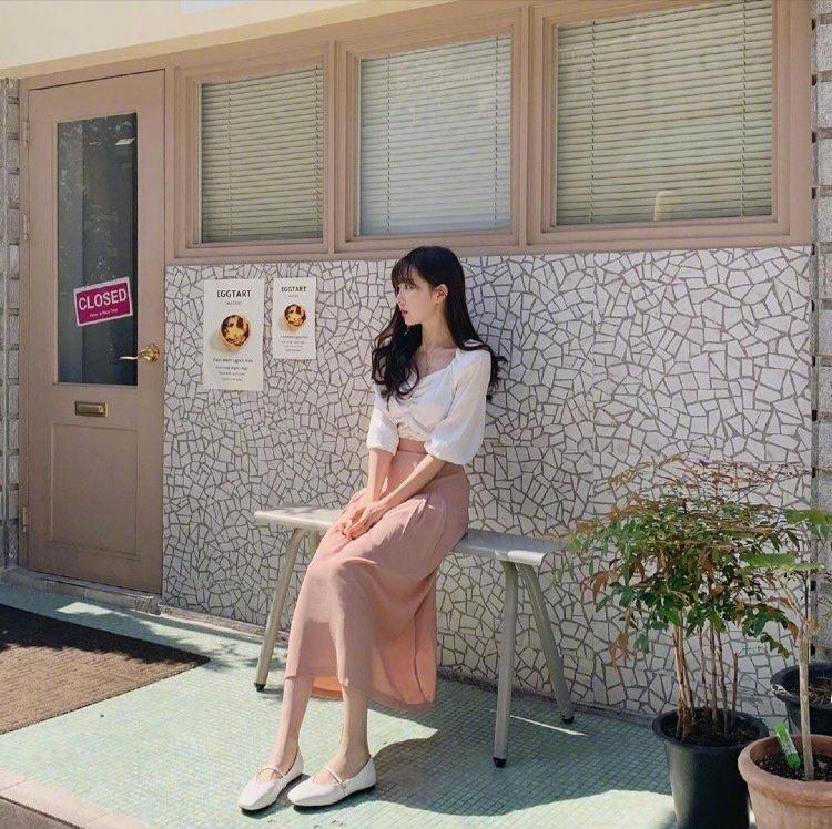 雪纺裙连衣裙减龄,百褶纱裙雪纺裙搭配图