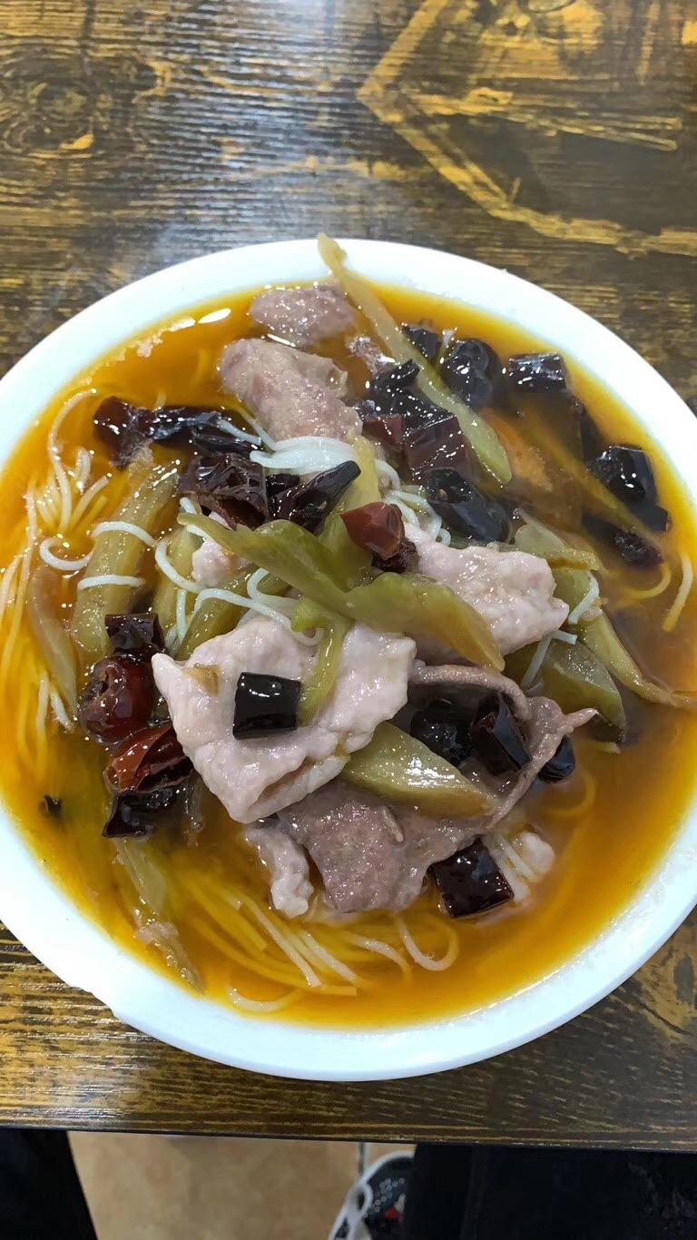 重庆当地人吃的苍蝇小馆,老重庆苍蝇馆