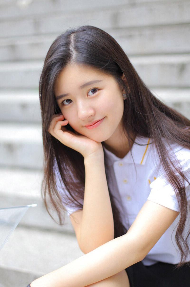 学生党发质蓬松毛躁怎么改善,适合发量少头发软的女生