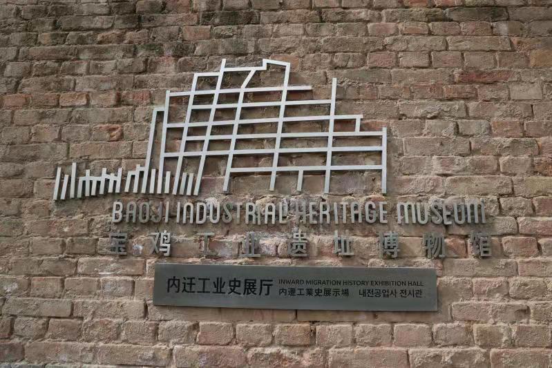 一切为了人民群众的健康,努力干一起干的文艺说法