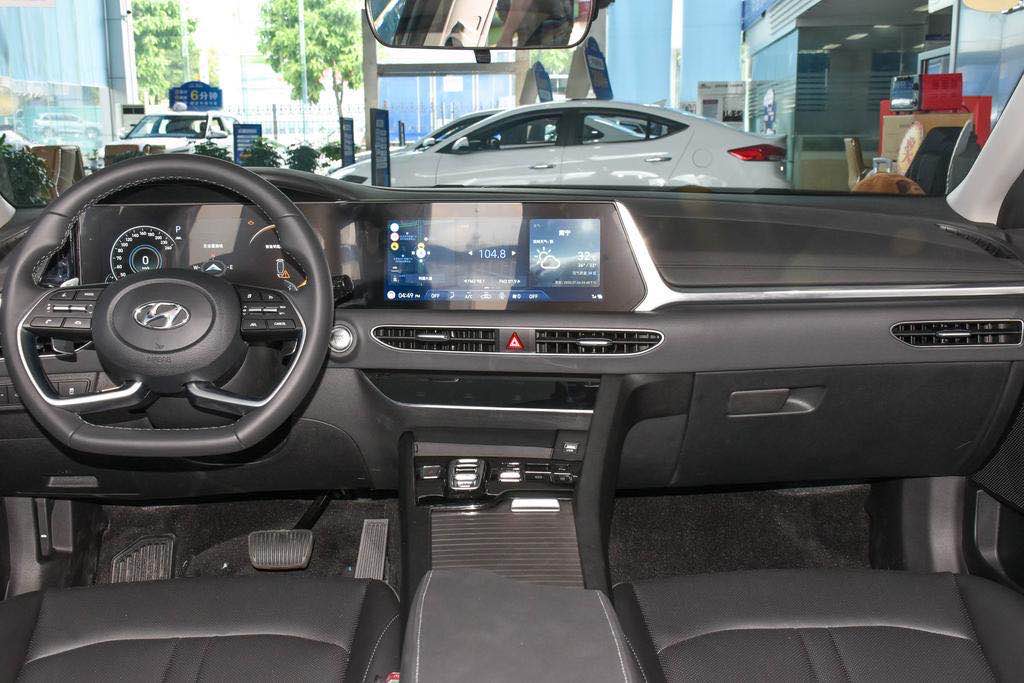 全新索纳塔曝光,索纳塔十几大黑科技