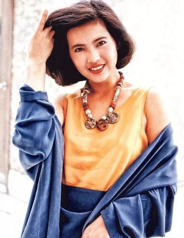 蓝洁瑛为什么落在五台山 (为什么蓝洁瑛有艳绝五台山)