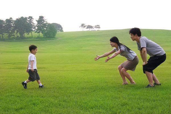 孩子不敢一个人睡觉是心理问题吗,孩子不敢一个人独处