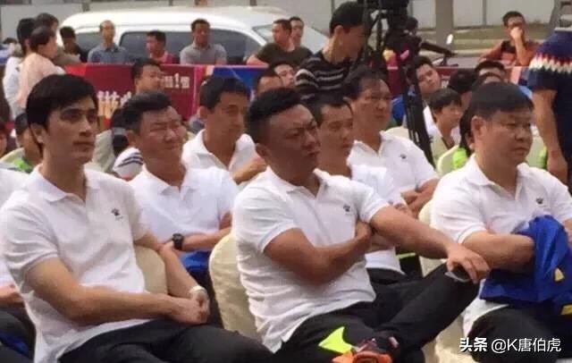 姚夏魏群参观足球俱乐部,马明宇姚夏魏群当年实力