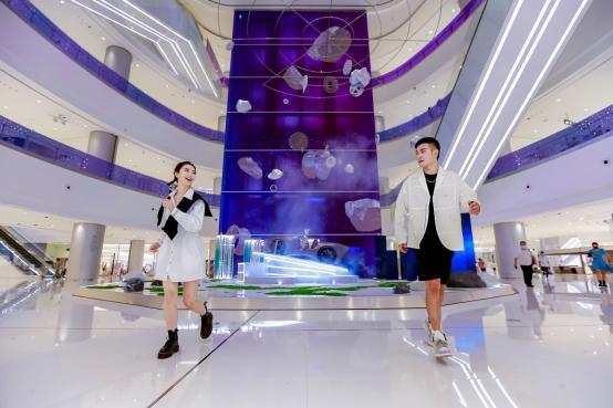 长沙IFSXGFGStyleXFilipHodas全国首展，邀您共赴“穿月”之旅