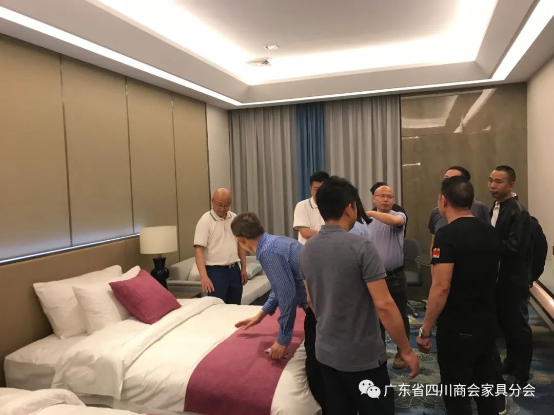 广东四川商会红木家具分会,照明商会赴企业考察交流