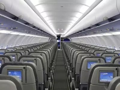 第一次坐飞机最全攻略流程,第一次坐飞机详细流程和注意事项