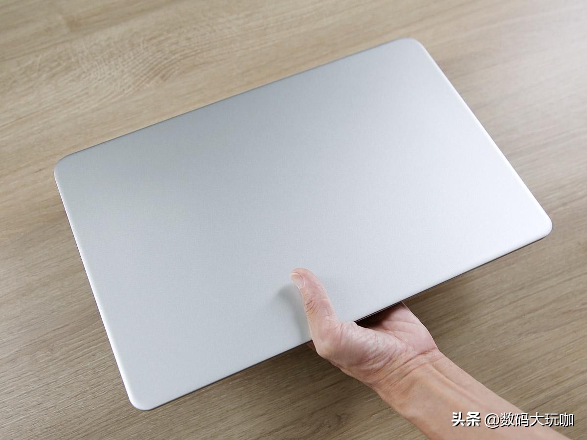 麦本本大麦m545六核锐龙r5,麦本本m545游戏本测试吃鸡