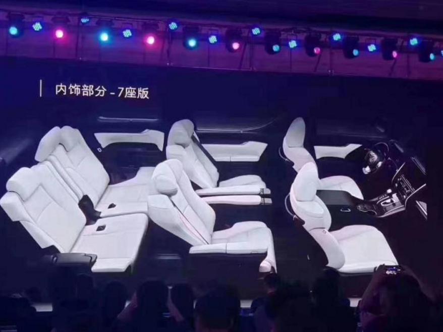 雷克萨斯LM明年2月24上市，网友：再不出来就要被炒到1000万了