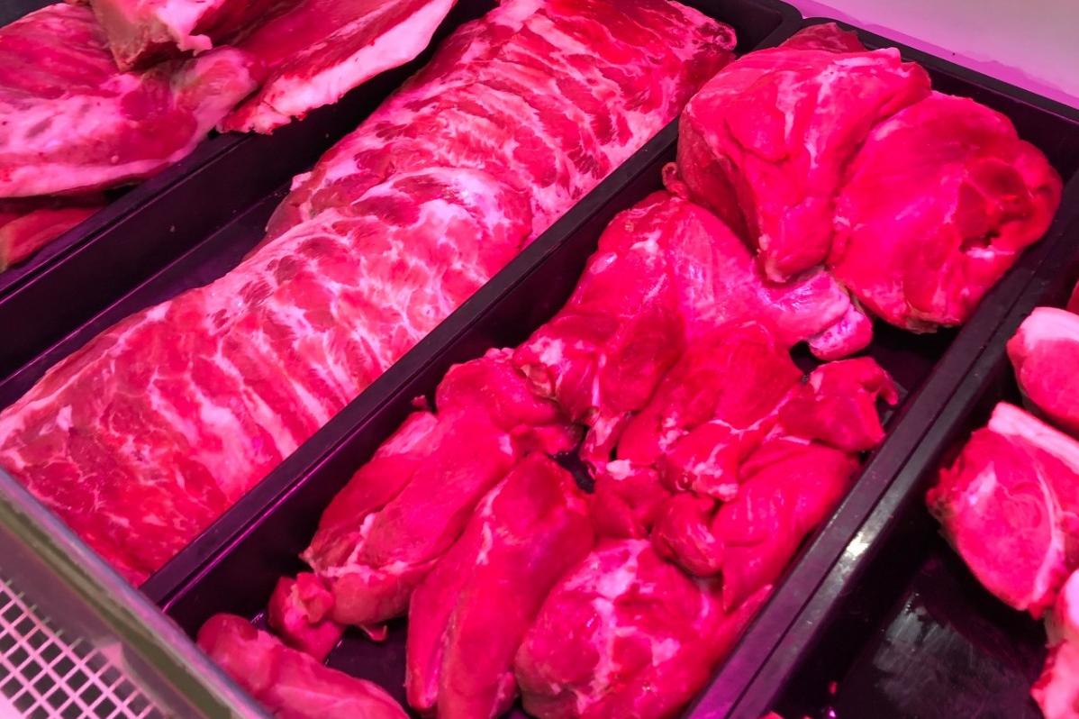 给猪大量添加添加剂的危害,给猪加美颜